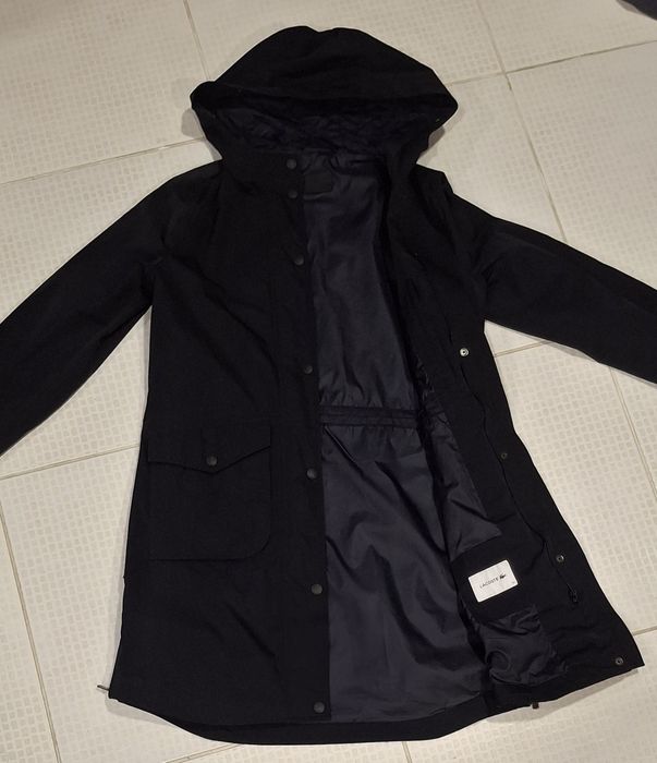 Зимова жіноча фірмова куртка Lacoste