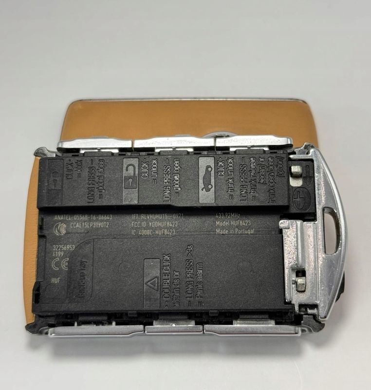 Kluczyk Smartkey Keyless Volvo S90 V90