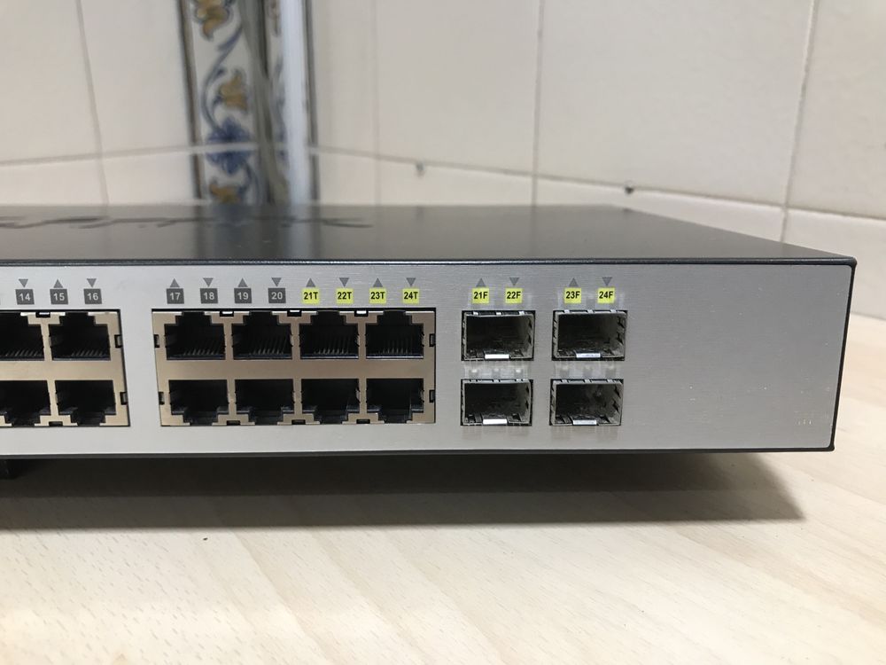 Switch D-Link 24 portas 1000Mbps Managed