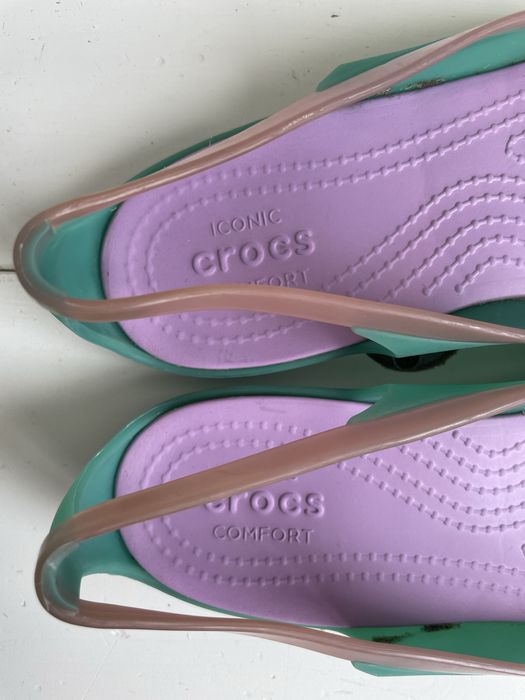 Crocs sandały isabella huarache flat W6 36/37