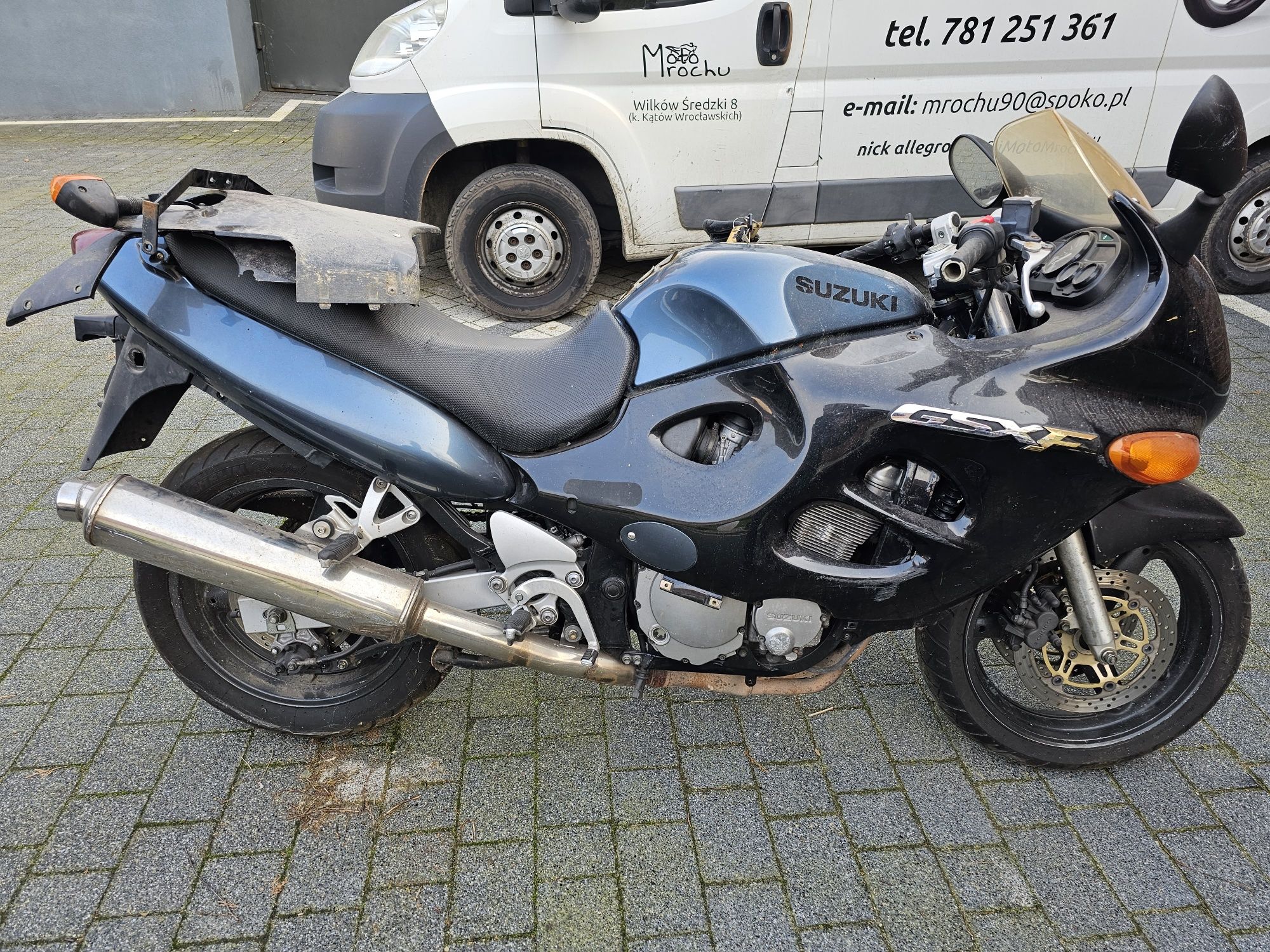 Suzuki gsxf 750 gsx-f 750 części lagi silnik felga czasza