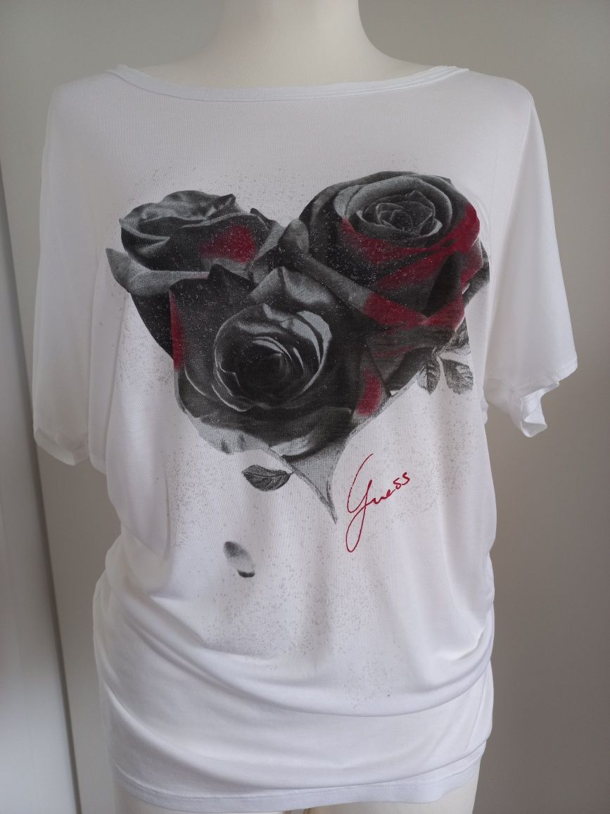 T-dhirt biały GUESS top z nadrukiem róży