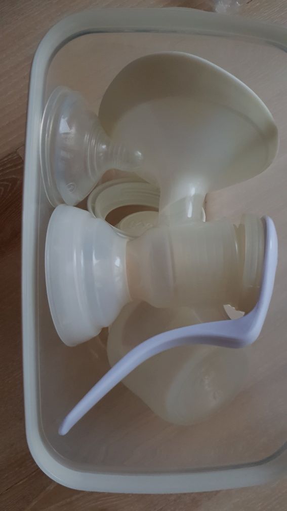 Laktator i 2 butelki tommee tippee