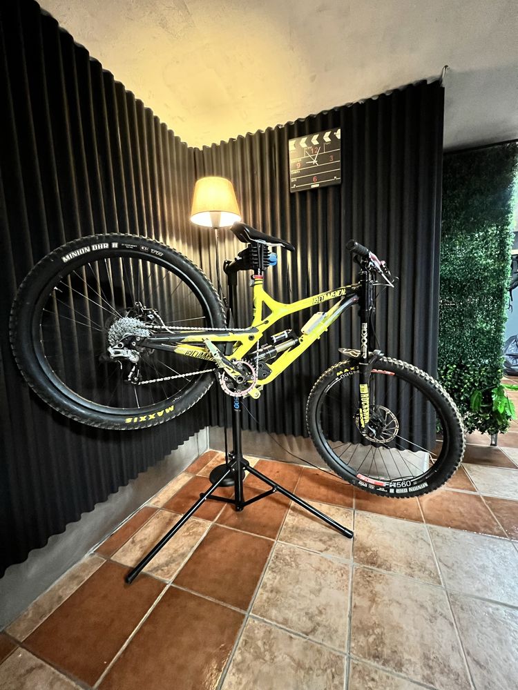 Commencal supreme V4