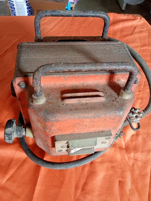 Máquina de soldar antiga