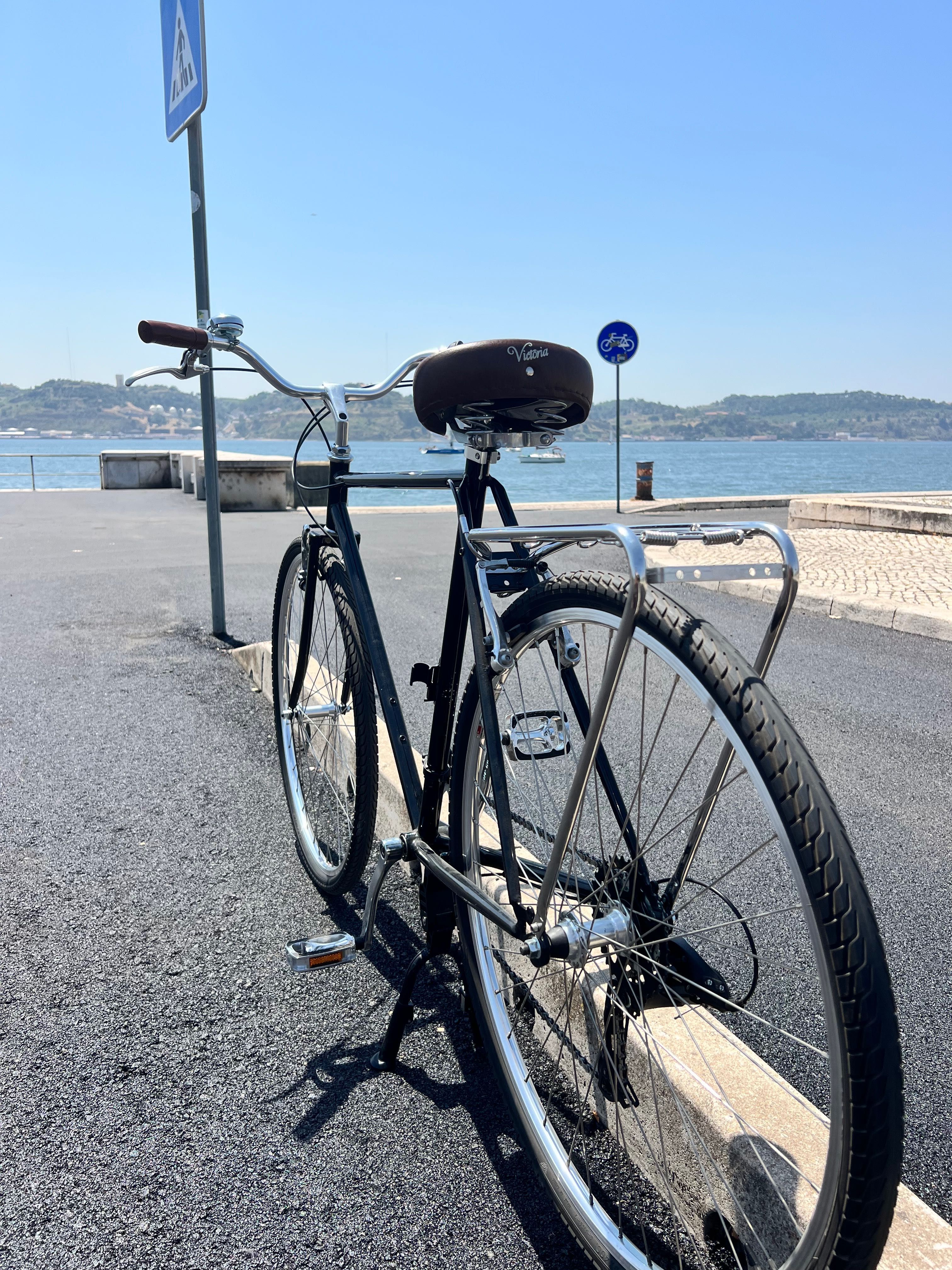Bicicleta de turismo CAPRI - Como nova.