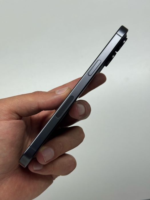 iPhone 15 Pro Max 256 ГБ як новий гарантія магазину 3 місяці