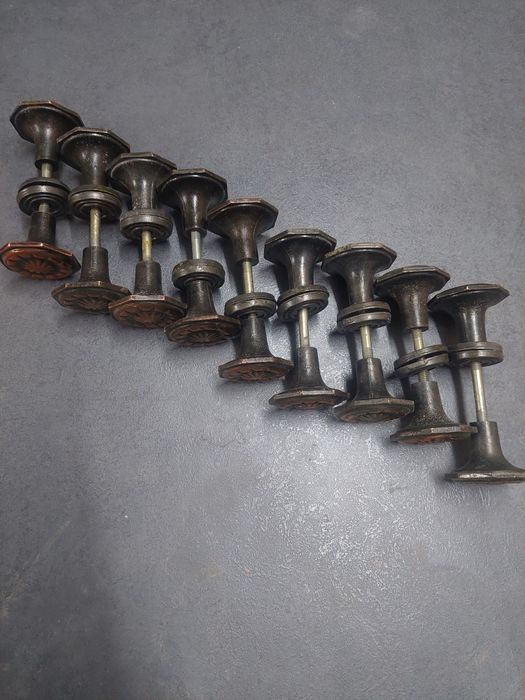 Ручка шпилька дверна