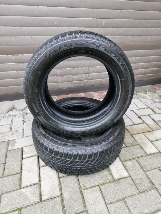 Opony całoroczne Goodyear