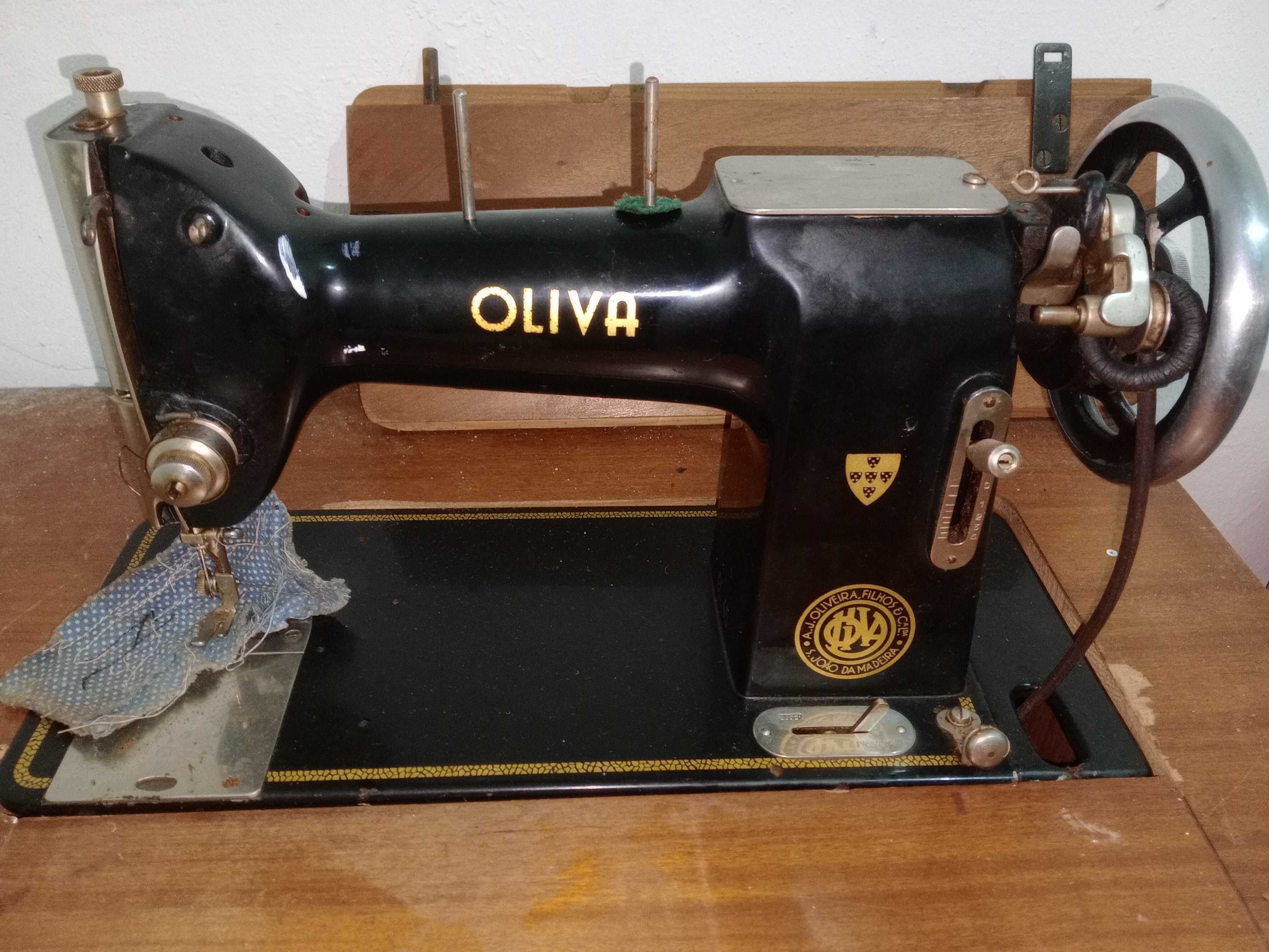 Máquina de costura antiga