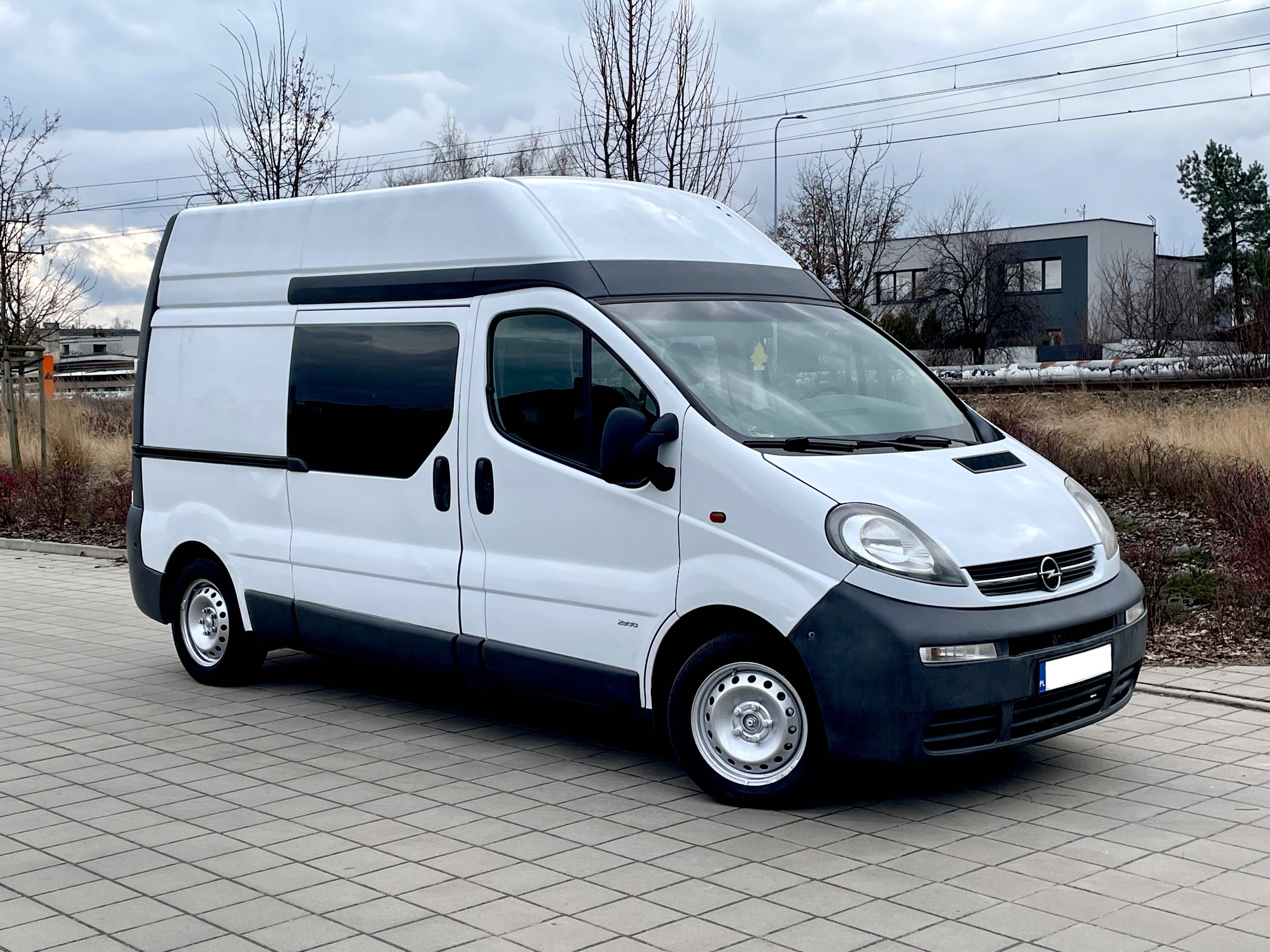 OPEL Vivaro*L2H2 long+brygadówka*po serwisie*1.9 dci*HAK