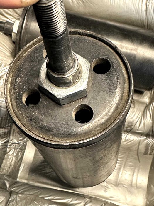 Задні амортизатори Harley Softail 2000-2017, оригінал та тюнінг