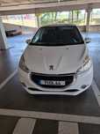 Peugeot 208 1.2 gasolina 2014