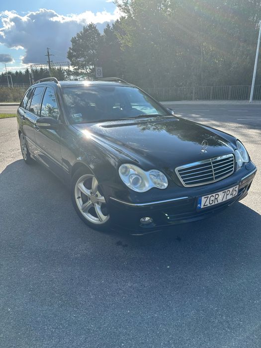 Mercedes C-klasa W203, 2005r. V6 3.0. CDI, automat