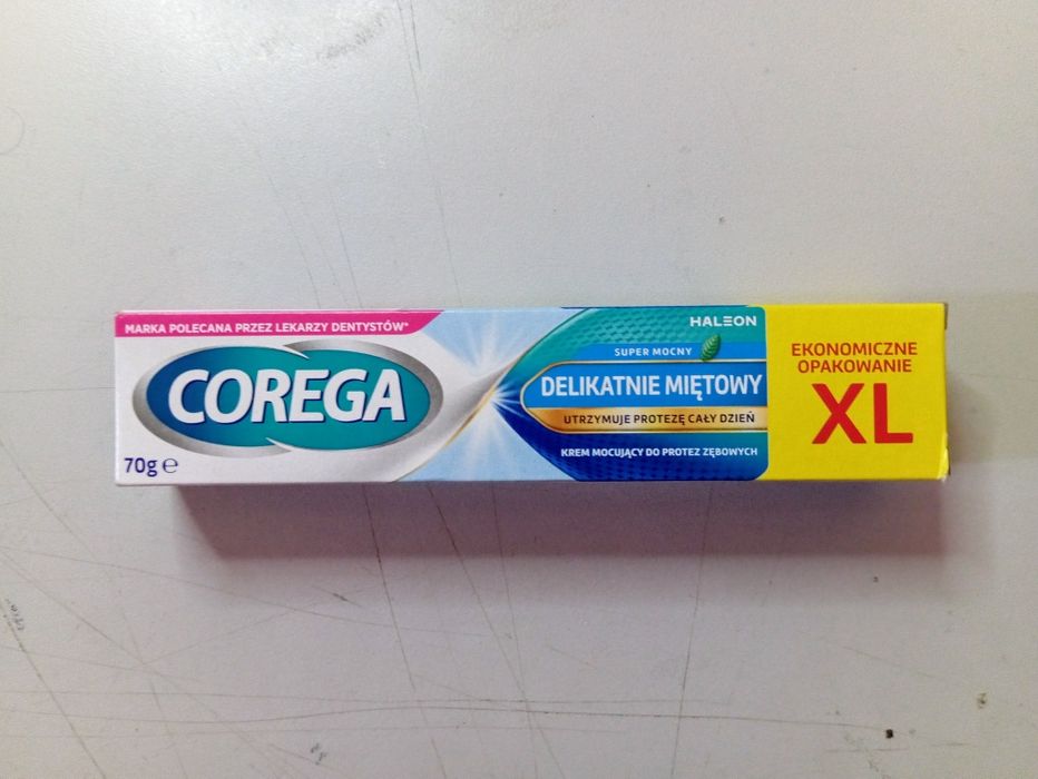 Corega Krem mocujący do protez zębowych Super mocny 70g 5 szt.
