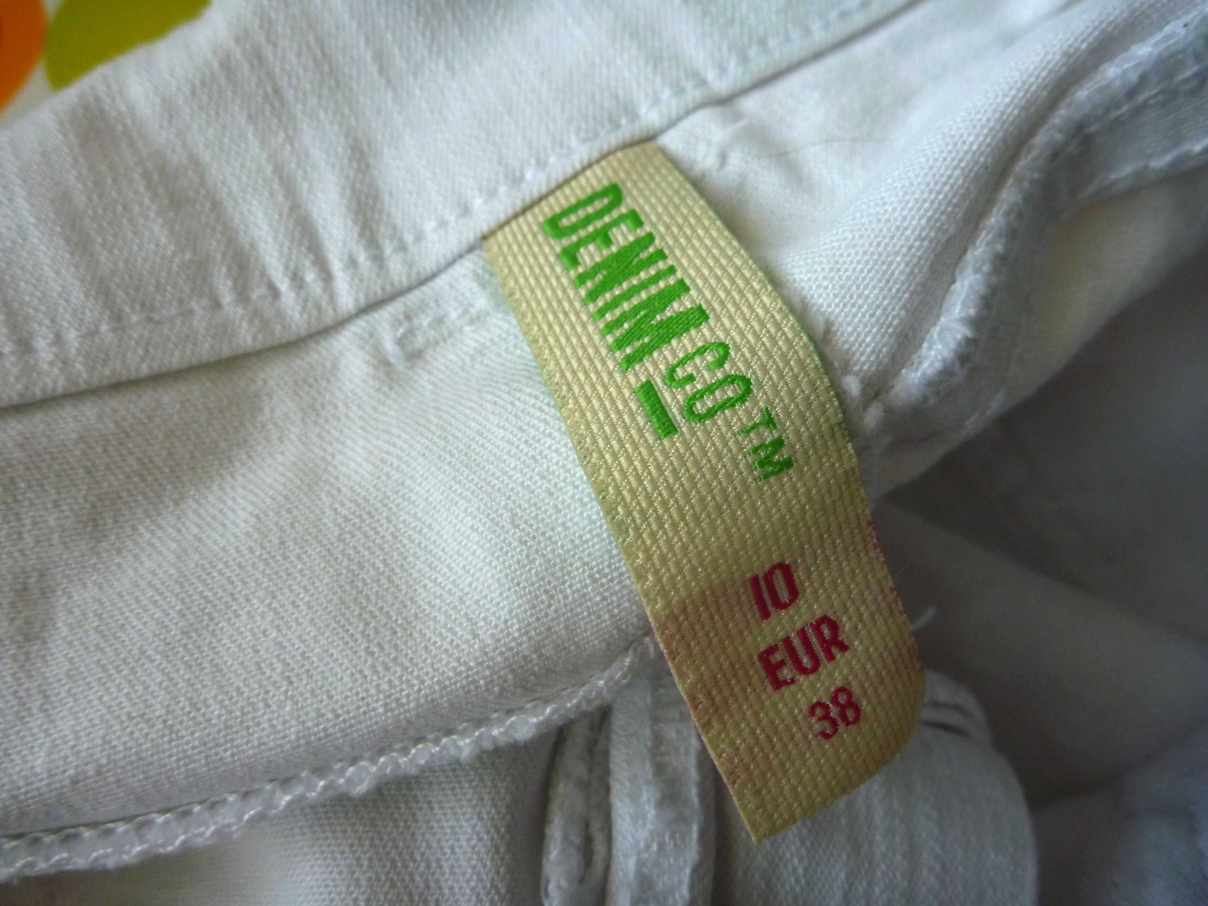 DENIM Co - białe krótkie spodenki  - rozm. 38