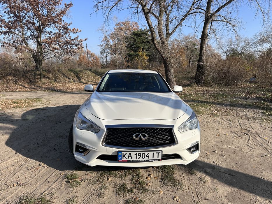 Продам Інфініті Q50