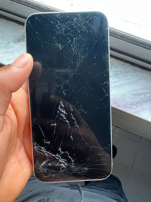 Iphone 15 pro max partido