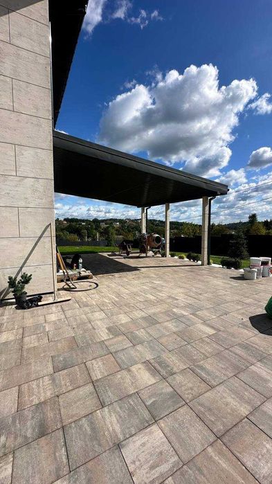 Просторий будинок в Лісниках з панорамним видом — мальовниче місце!