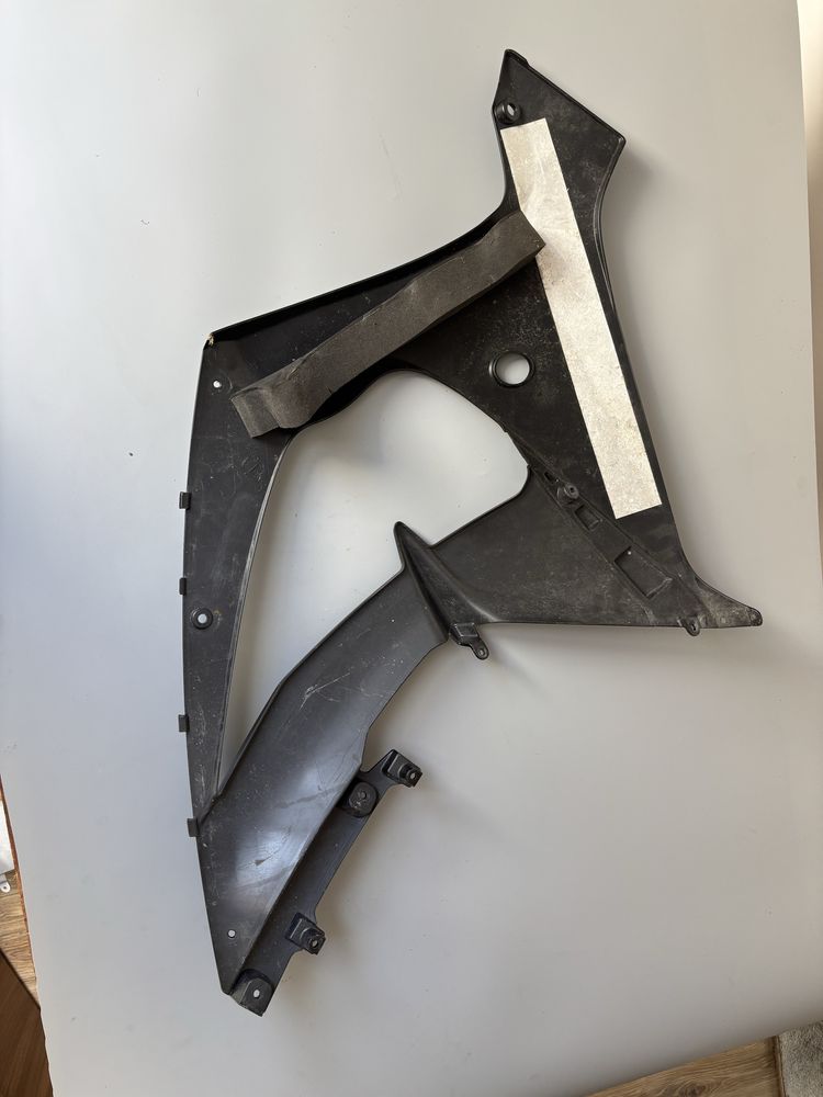 Plastik Boczek Osłona Owiewka KAWASAKI ZX-10R 11r.