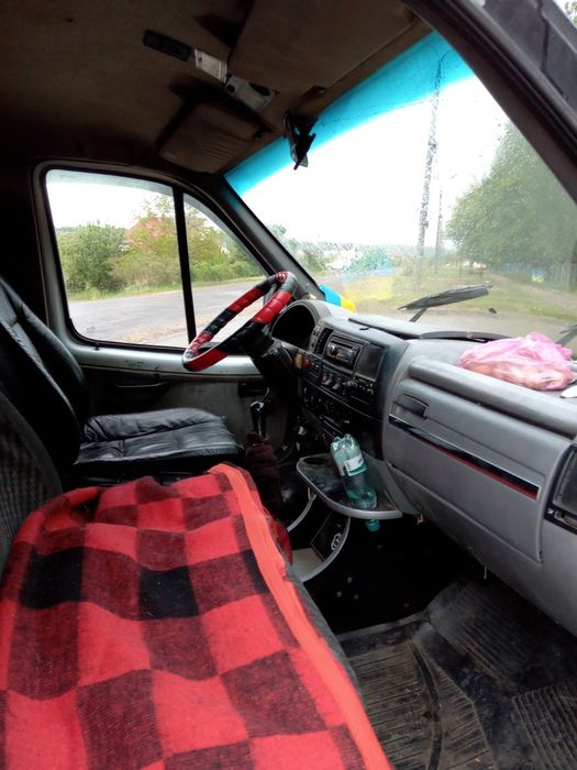 Автомобіль Газель