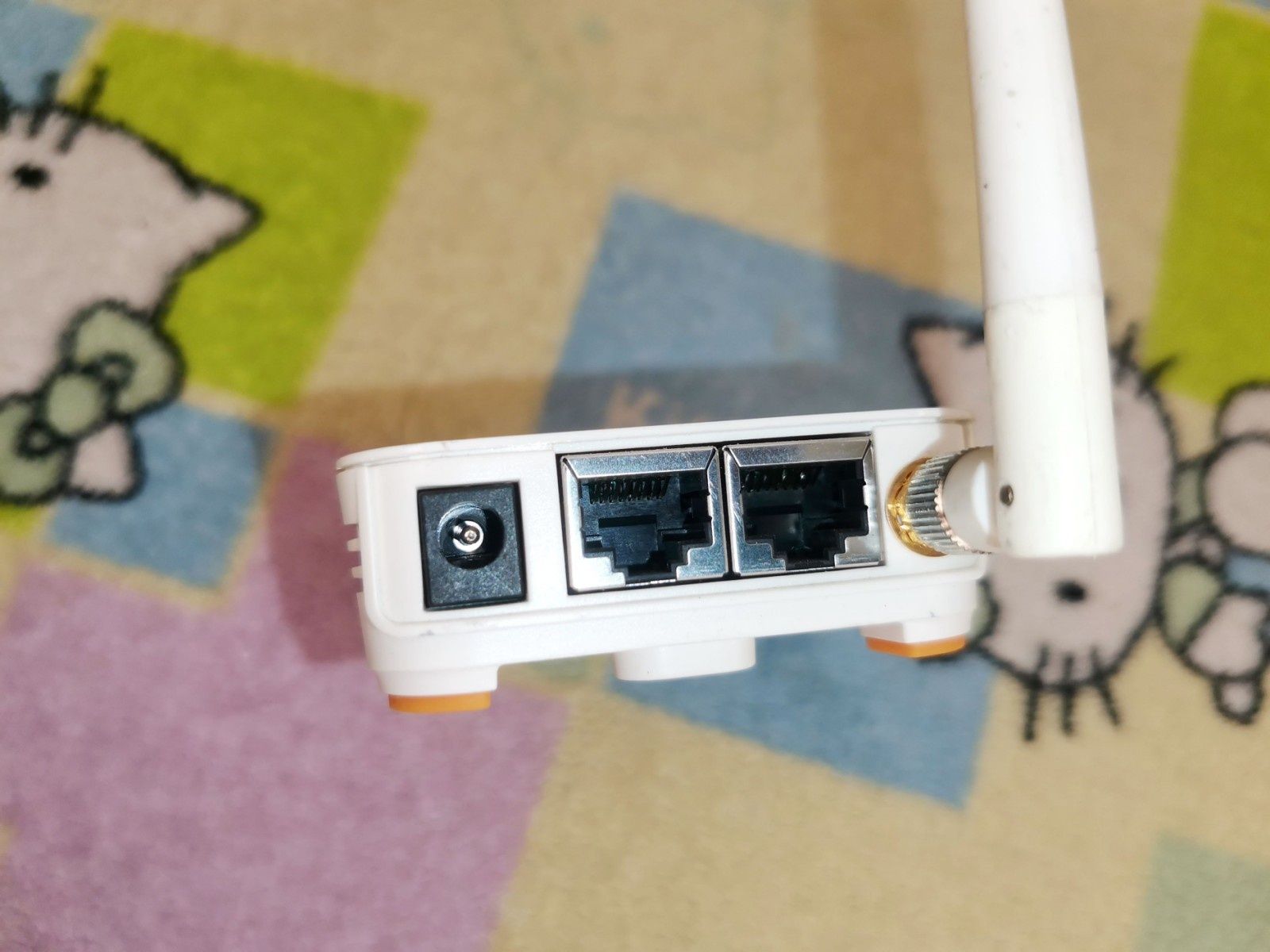 Точка доступа Wi-Fi Aruba RAP-2WG состояние НЕИЗВЕСТНО ПОД РЕМОНТ