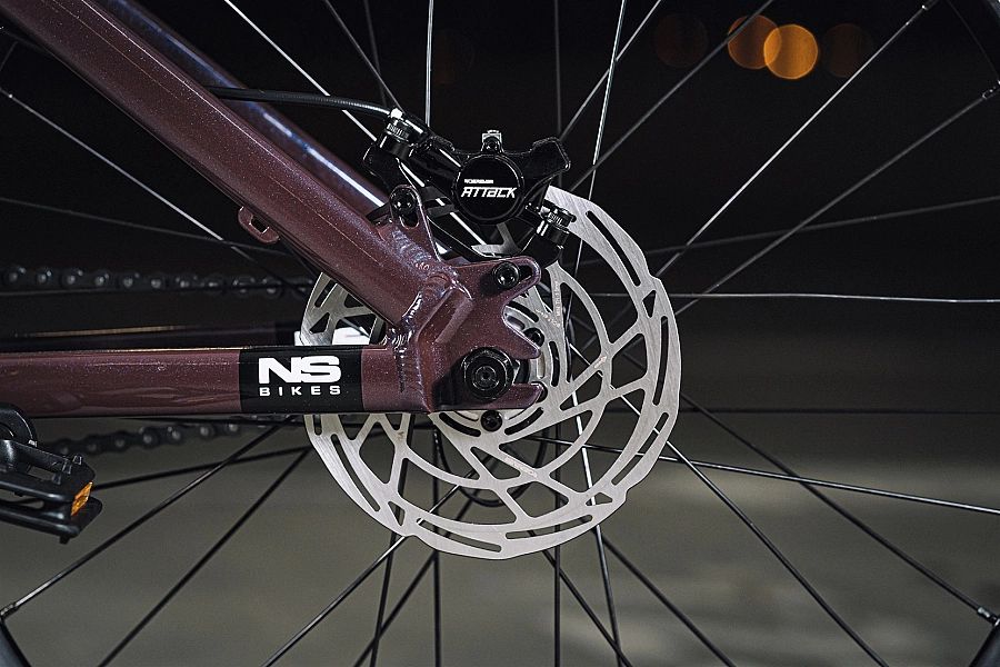 Rower Dirt NS BIKES Movement 24/2025 + Gratis Pomka Bezpłatna ubezpiec