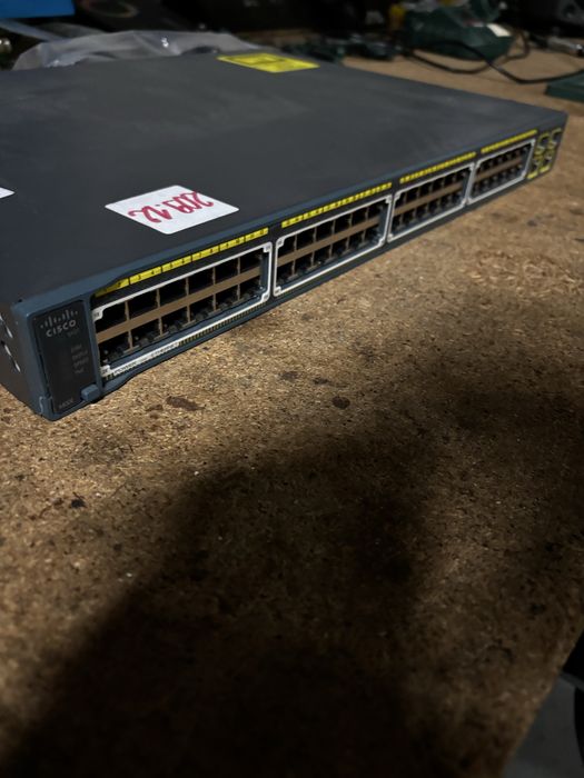 Switch Gerenciavel Cisco Catalyst 2960 si poe-48