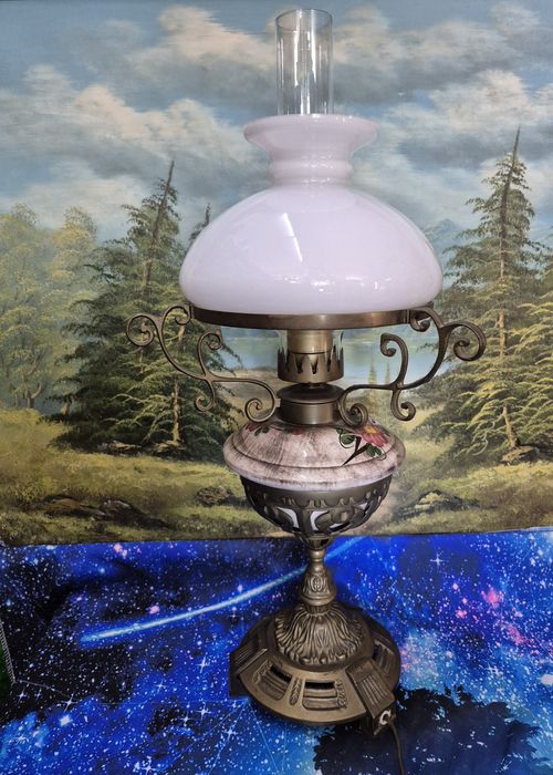 Antyczna lampa mosiężna