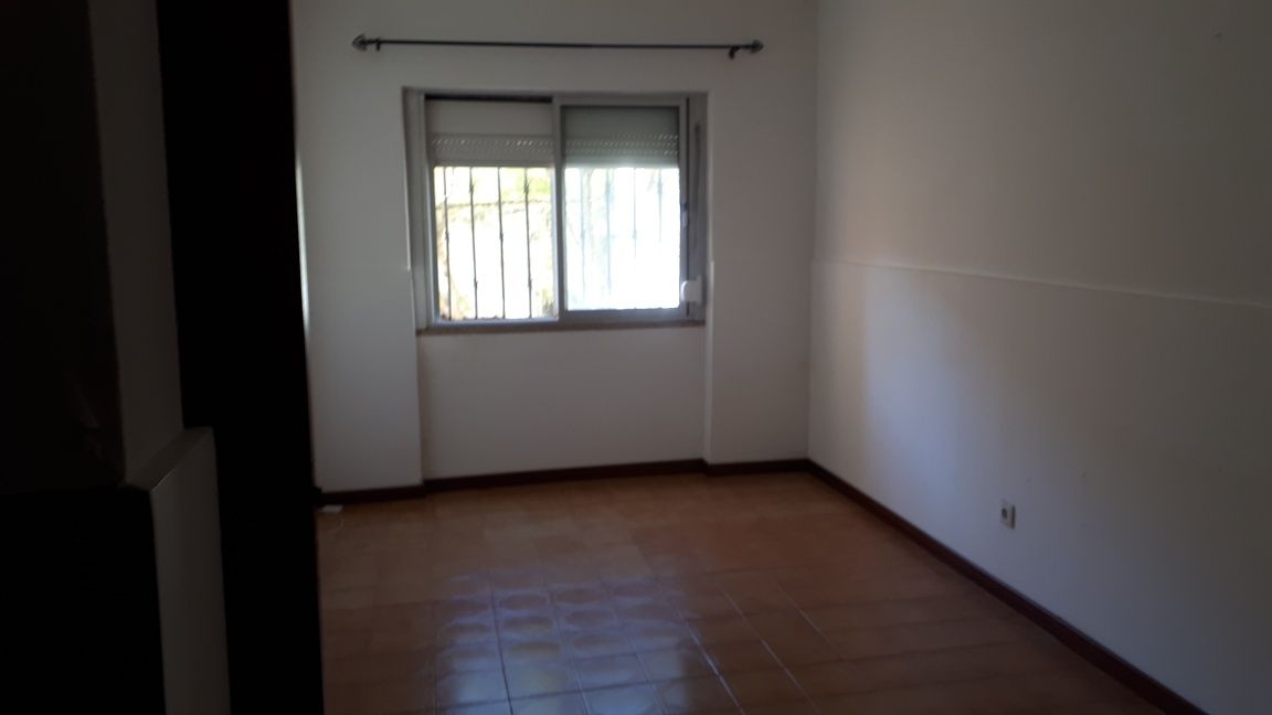 T0 na Amadora junto da estação de comboios