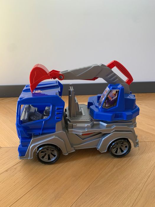 Великі якісні автомобілі вантажівки джип пожежна поліція навантажувач