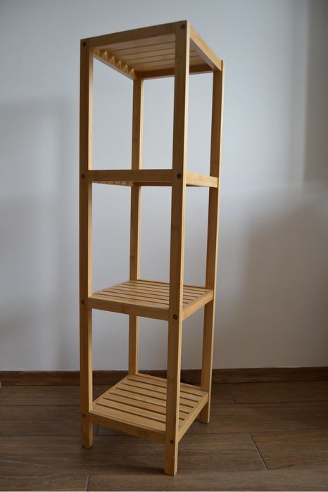 regały łazienkowe + uchwyt na papier toaletowy