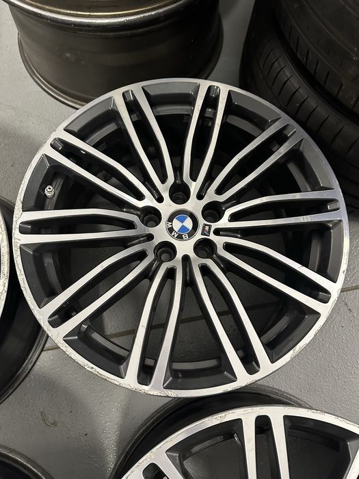 Oryginalne fekgi  19’ BMW style 664M + opony lato