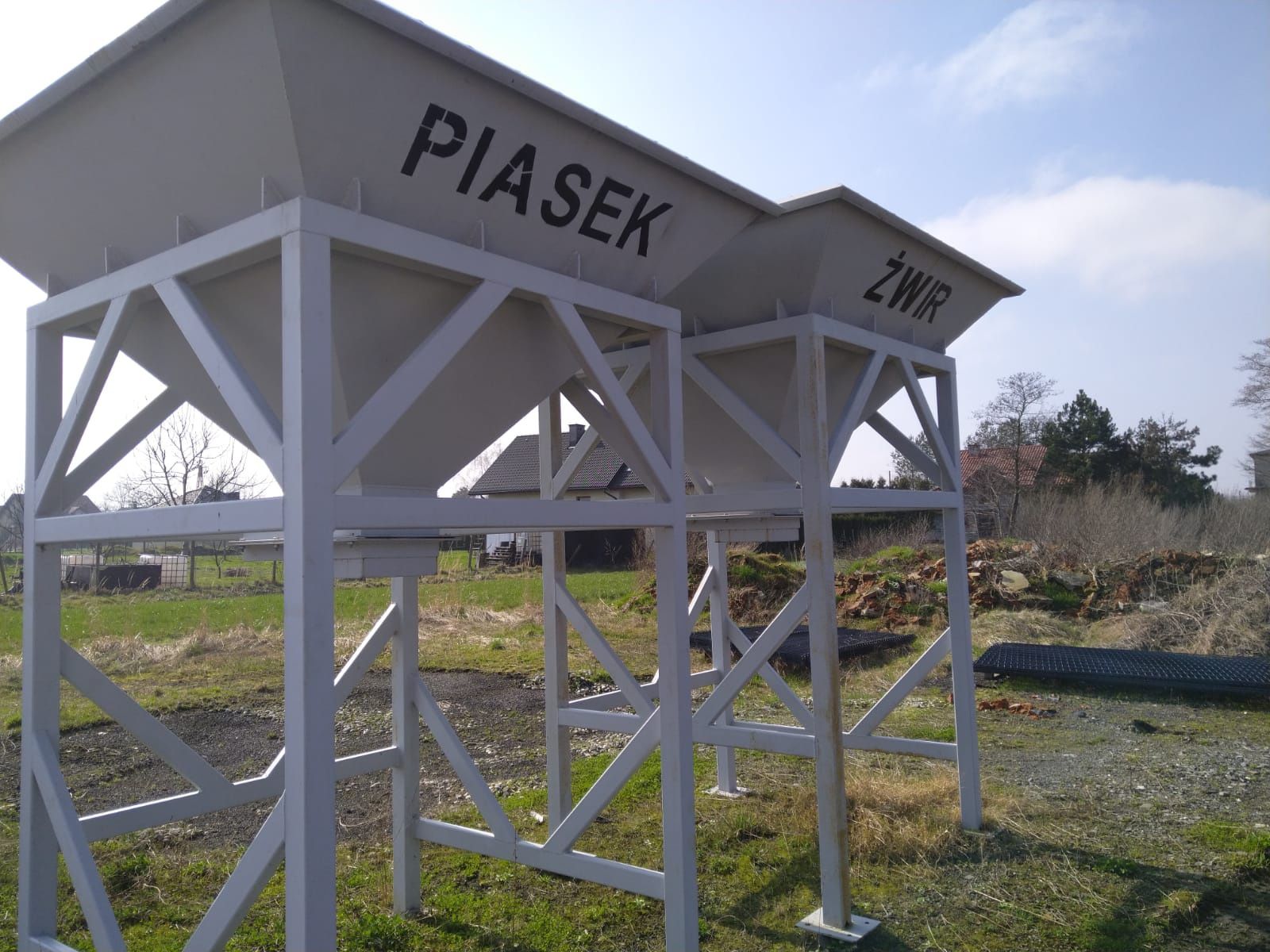 Zsyp na kruszywo nowe solidne 2m3