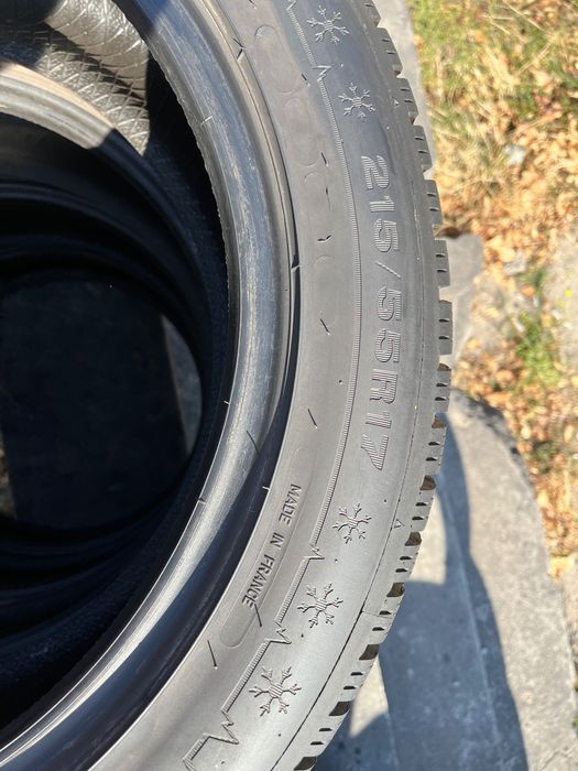 215/55 R17 Dunlop 4 зимние шины