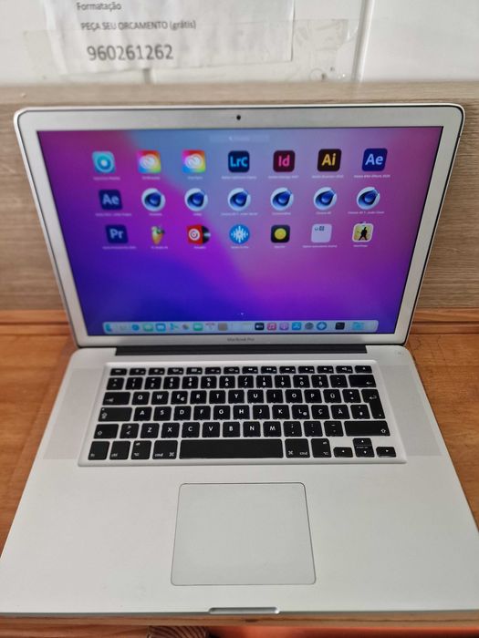 MacBook Pro 15 pol ( proc i7 com varios programas)