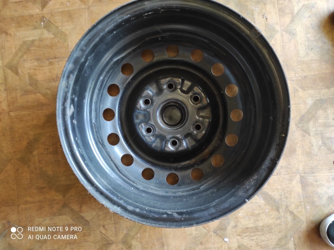 Felga  16  zapas  mitsubishi pajero