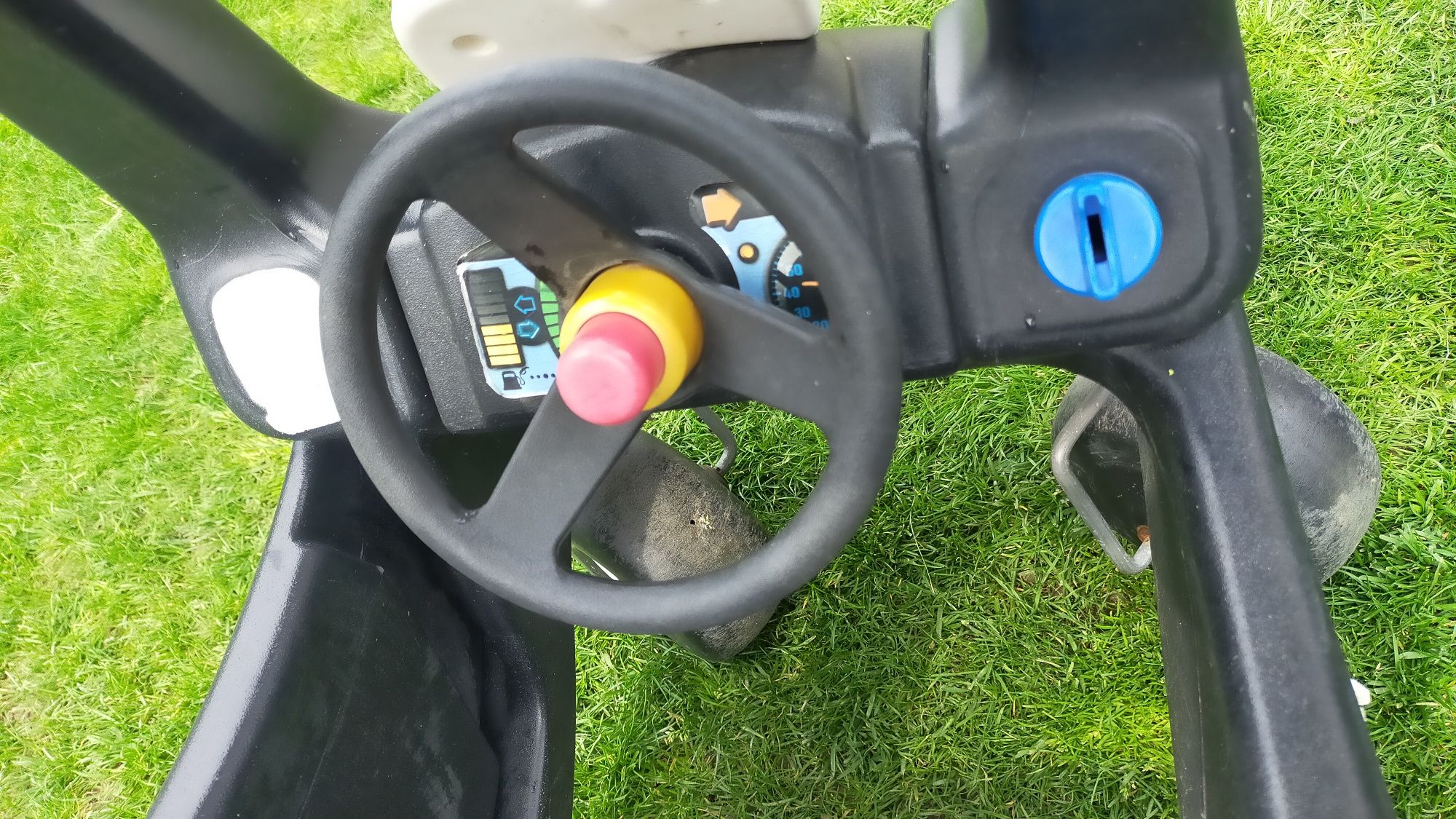 Autko little lakes taxi  jeździk x wkładką djs małych dzieci