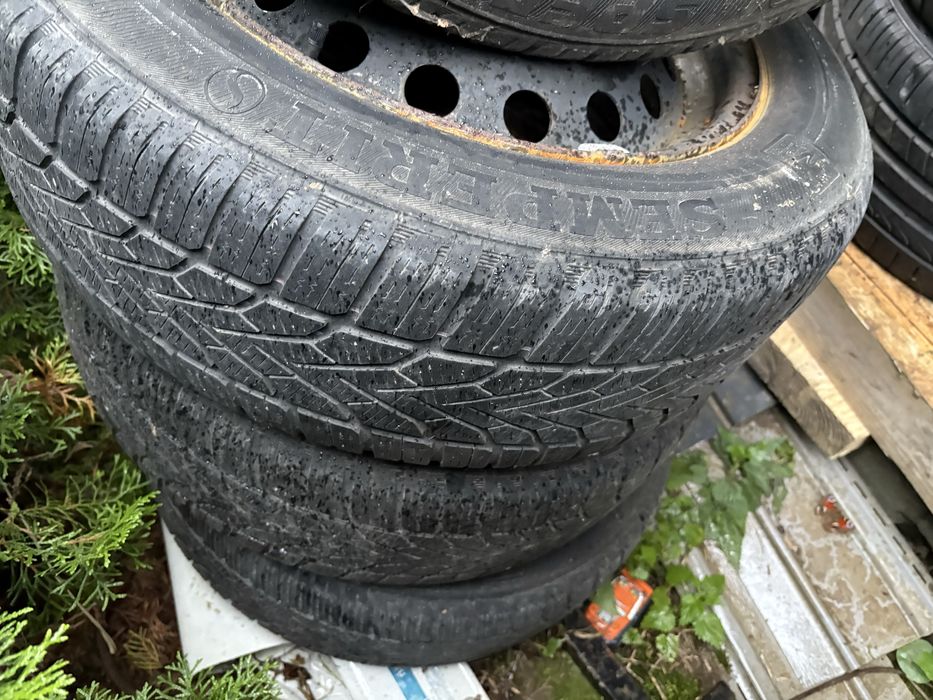 Felgi z oponami zimowe 16 cali 205/60 16 Renault 4x100