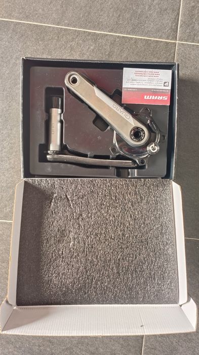 Pedaleiro Quark carbono 165mm com potênciometro