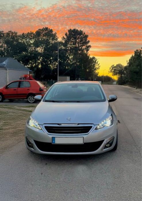 Peugeot 308 1.2 110cv