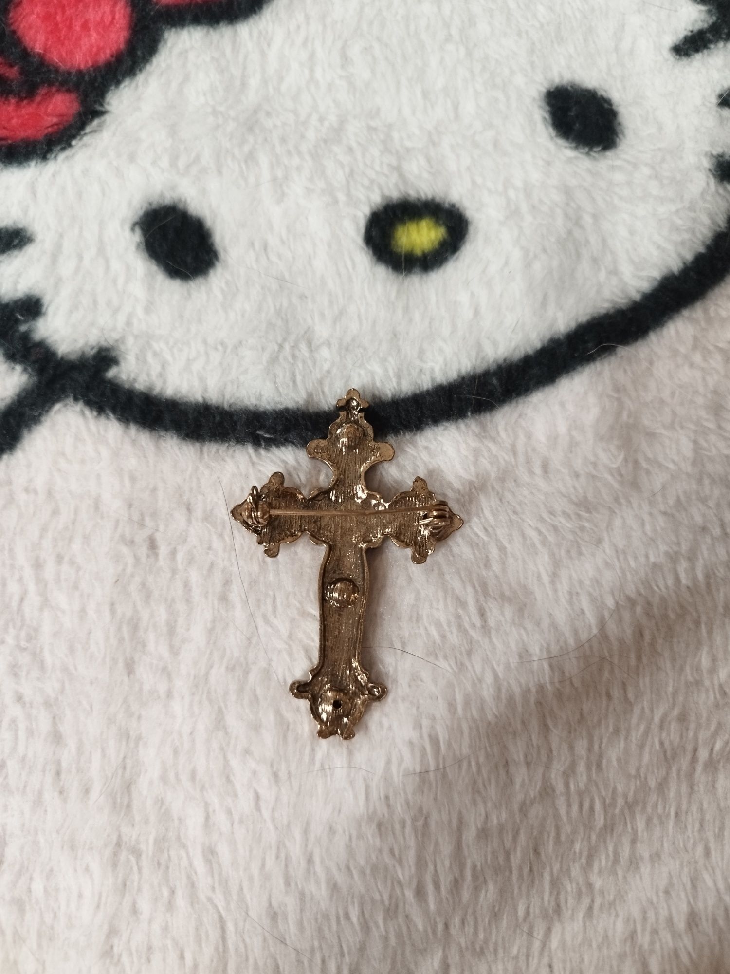 Broszka mała Krzyż Cross