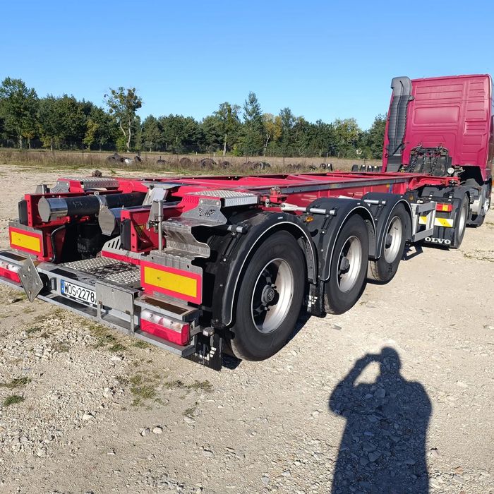 Lag 0-3-3-CC Tank kontenery 20 stopowe  Naczepa podkontenerowa LAG Tankkontener Cena netto 17900 euro