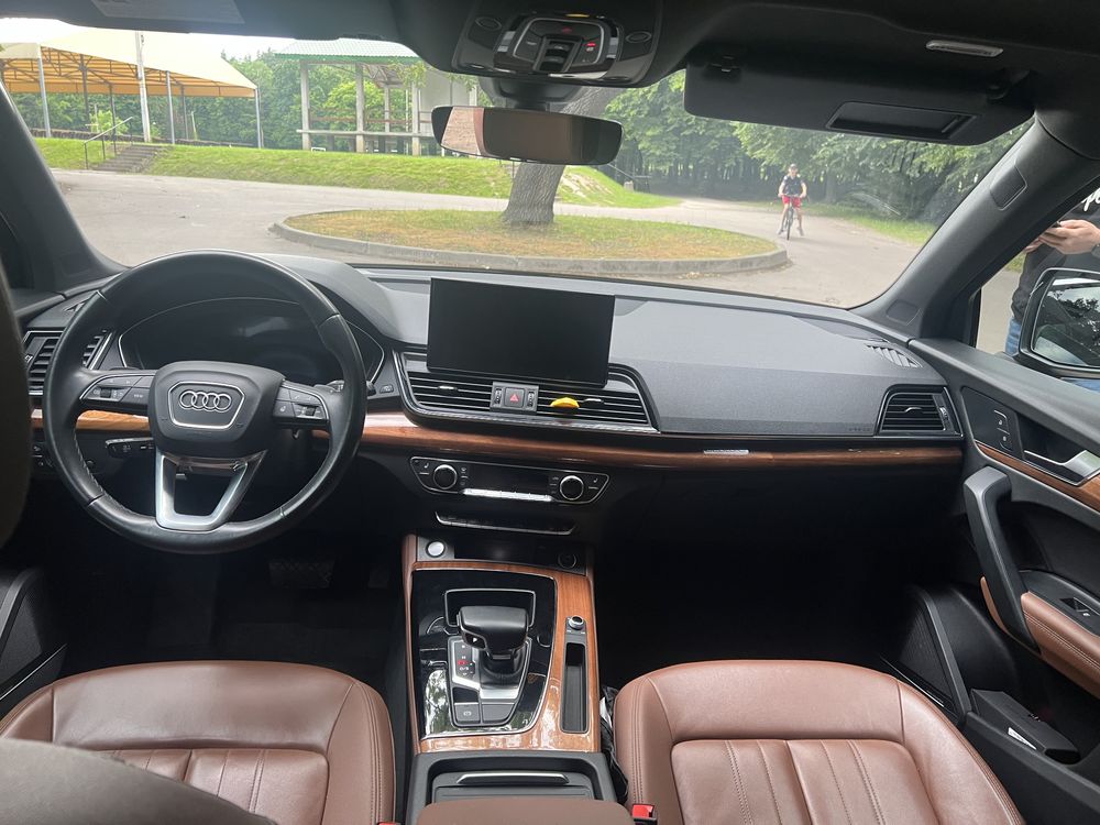 Audi q5 гібрид PHEW 367 к.с.