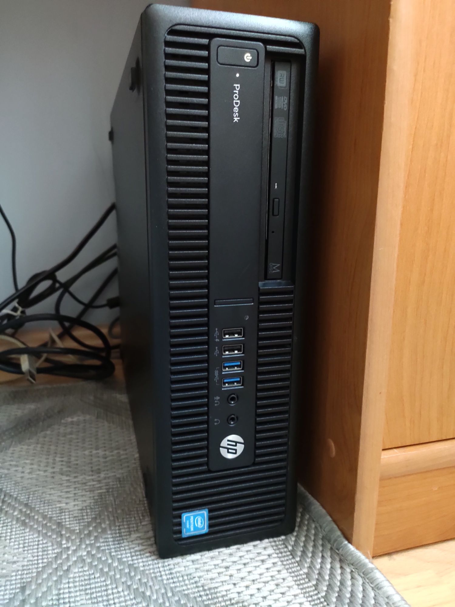 Świetny komputer HP Prodesk 600 G2 i5-6600 RAM 16GB DDR4 USB-3 500GB