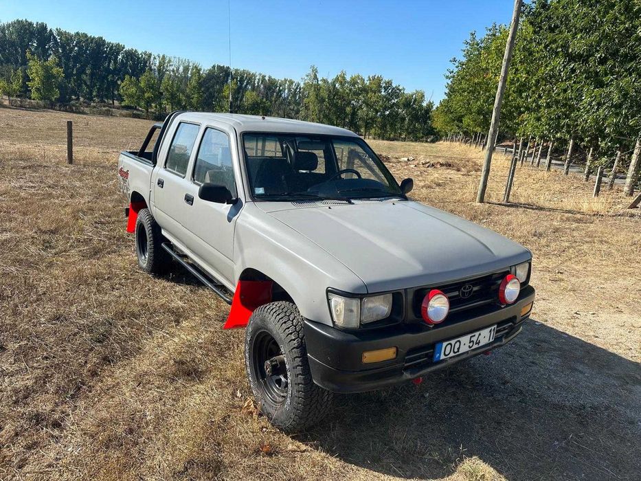 Toyota Hilux 4x4 restaurada