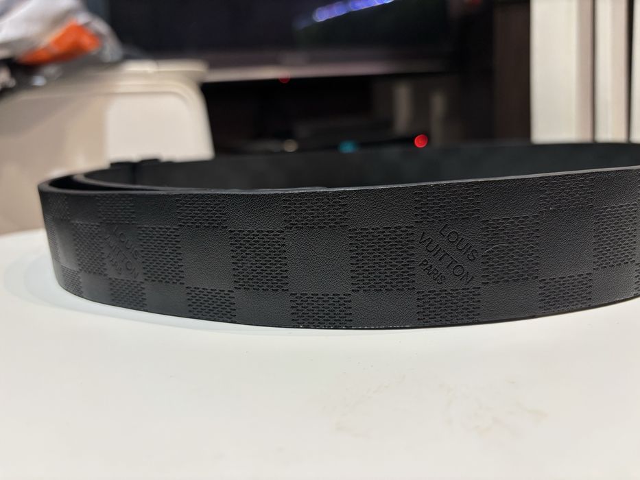 Pasek LV czarny 120cm