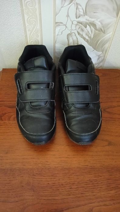 Дитячі  кросівки, кроссовки Reebok royal rewind run 33 розмір