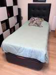 Cama individual sommier com cabeceira e colchão