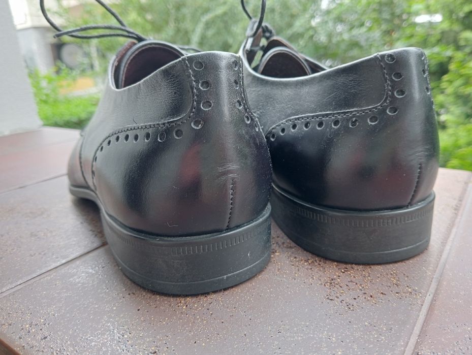 Buty skóra naturalna Mercedes 41 rozmiar